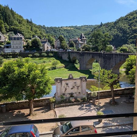 Bed and Breakfast Chez Cornelia à Estaing  Extérieur photo
